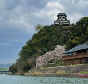 犬山城遊覧船のチケット売り場は お得なクーポン情報も シングルライフin名古屋